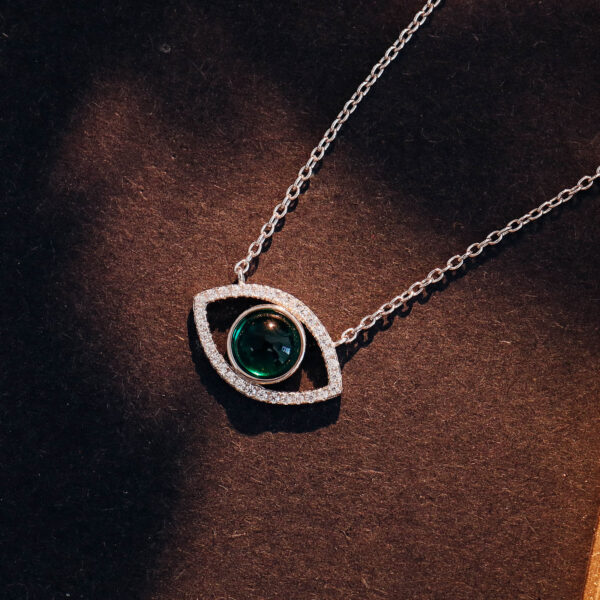 Emerald silver pendant for women - Eye model