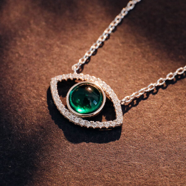 Emerald silver pendant for women - Eye model