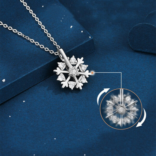 Women's silver necklace - Snowflake Model - lunaluminary