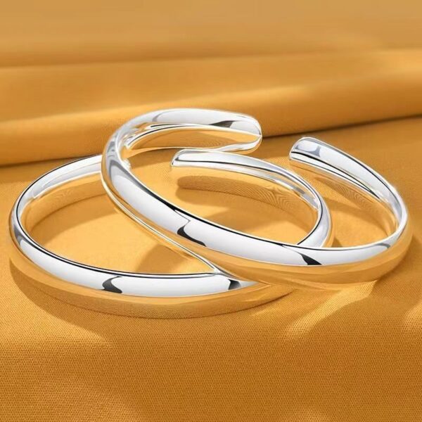 Glossy Sutra Bracelet