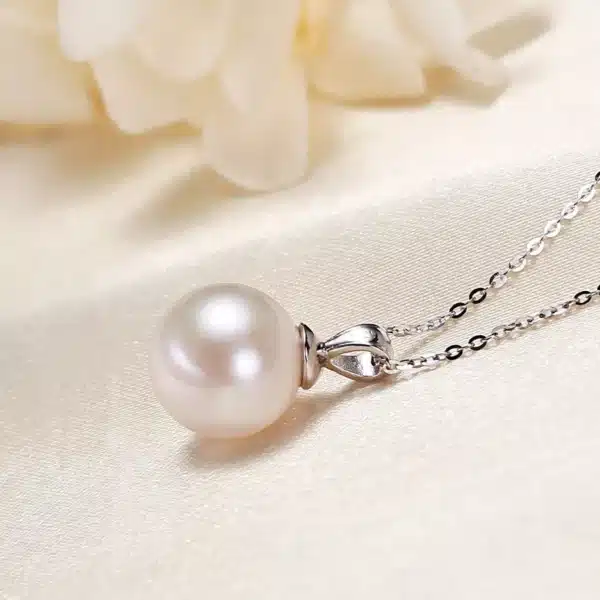 Silver Freshwater Pearl Necklace