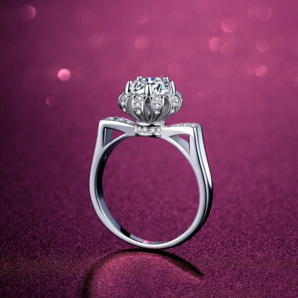 Women's silver diamond ring