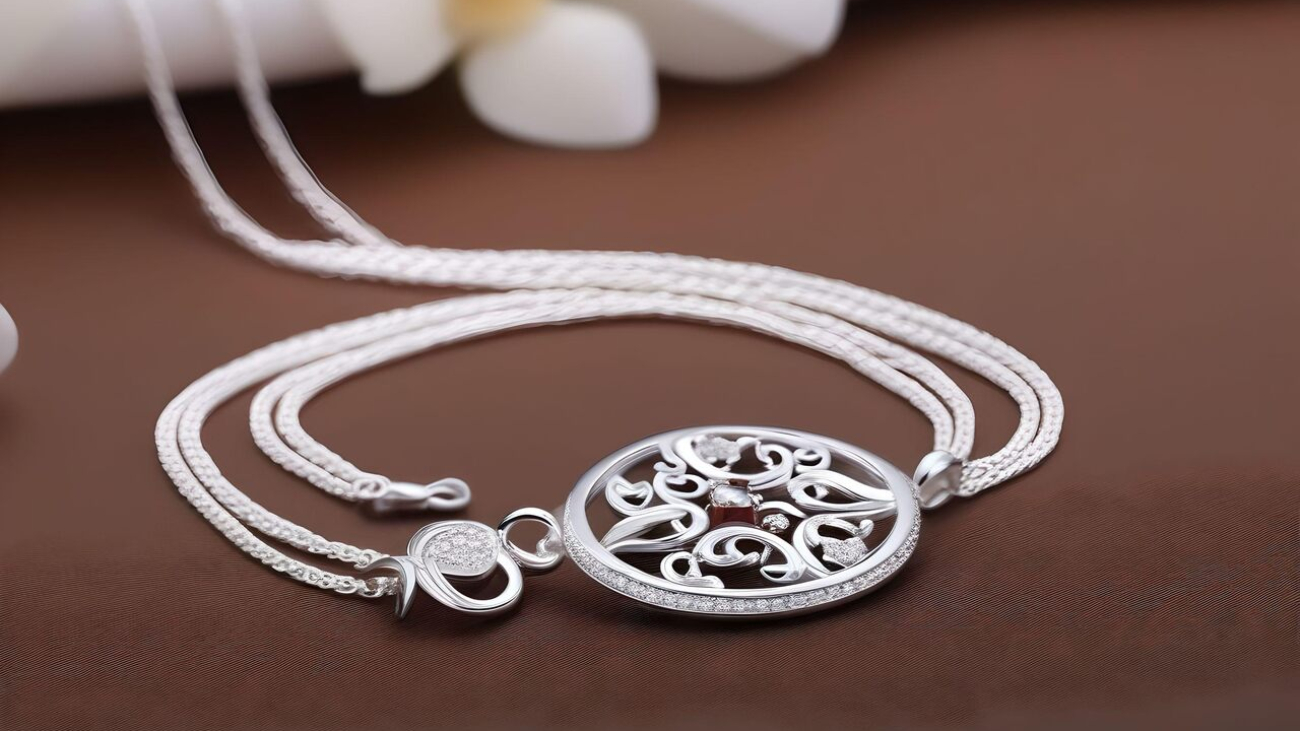 silver chain necklace - Luna LLuminary